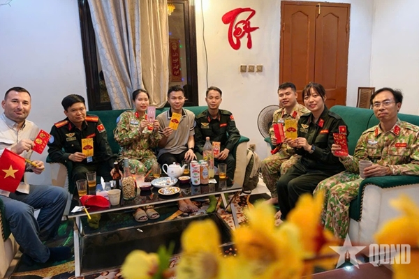 “Terminal Đ” và “cu Đức” Trung Phi